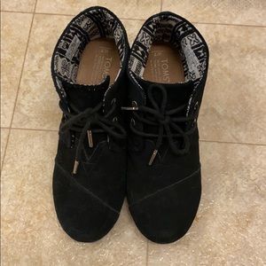 Toms Wedge Boots